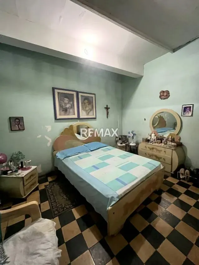 CASA EN VENTA EN AV VENEZUELA SAN ANTONIO - 4