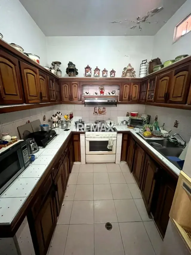 CASA EN VENTA EN AV VENEZUELA SAN ANTONIO - 8