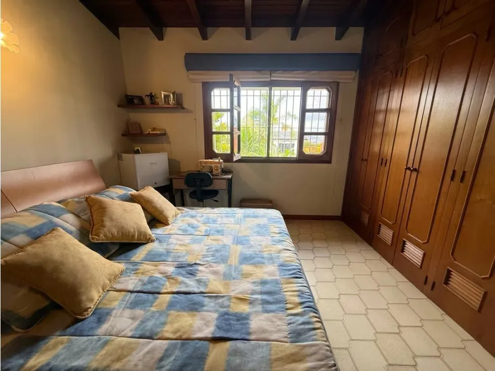 Se alquila casa 500m2 Los Samanes 6076 - 20