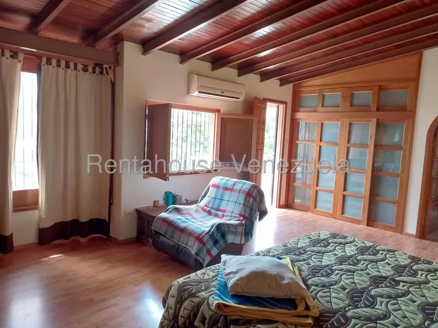 Casa (Multipes Niveles) en Venta en Colinas de La California, Distrito Metropolitano - 37