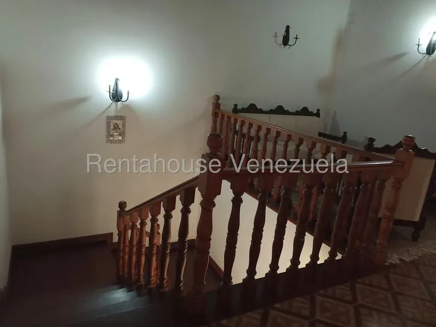 Casa (Multipes Niveles) en Venta en Colinas de La California, Distrito Metropolitano - 64
