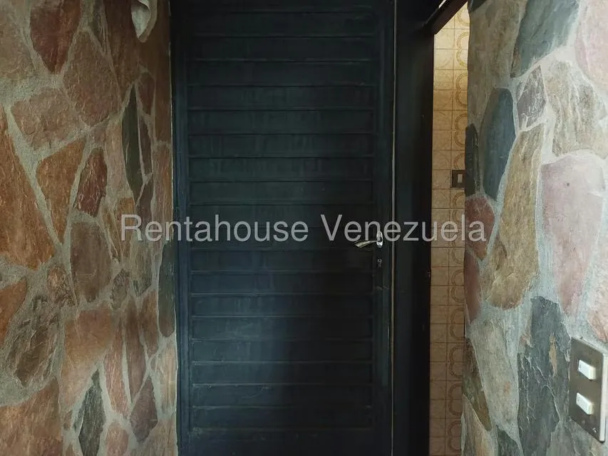 Casa (Multipes Niveles) en Venta en Colinas de La California, Distrito Metropolitano - 70