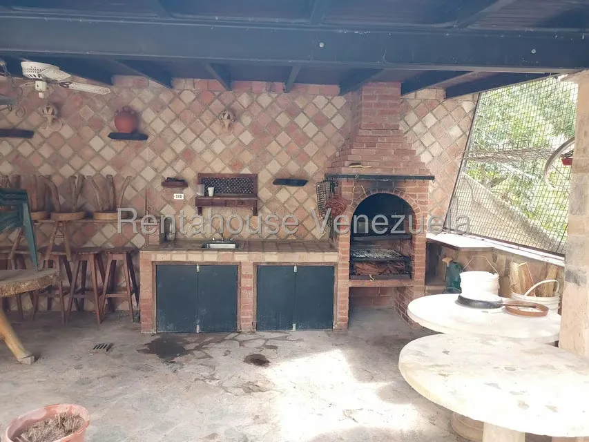 Casa (Multipes Niveles) en Venta en Colinas de La California, Distrito Metropolitano - 80
