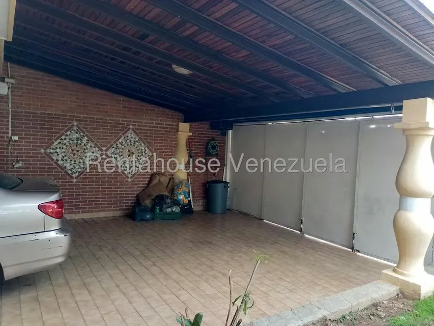 Casa (Multipes Niveles) en Venta en Colinas de La California, Distrito Metropolitano - 87