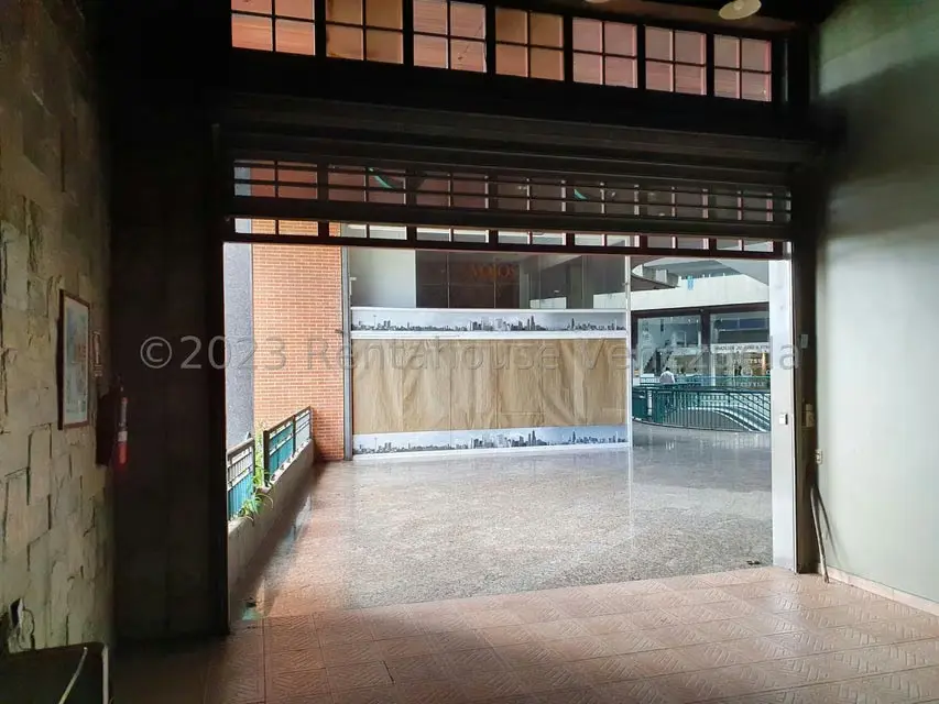 Local Comercial en Venta en Lomas de La Lagunita, Distrito Metropolitano - 4