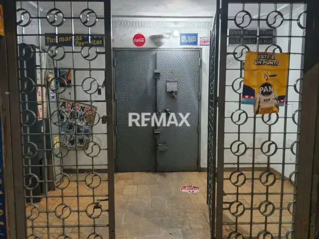 Local comercial en venta en El Cementerio