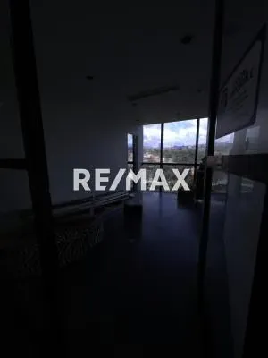 Alquiler de Local Comercial _ C.C. Macaracuay Plaza (C2 9B) - 2