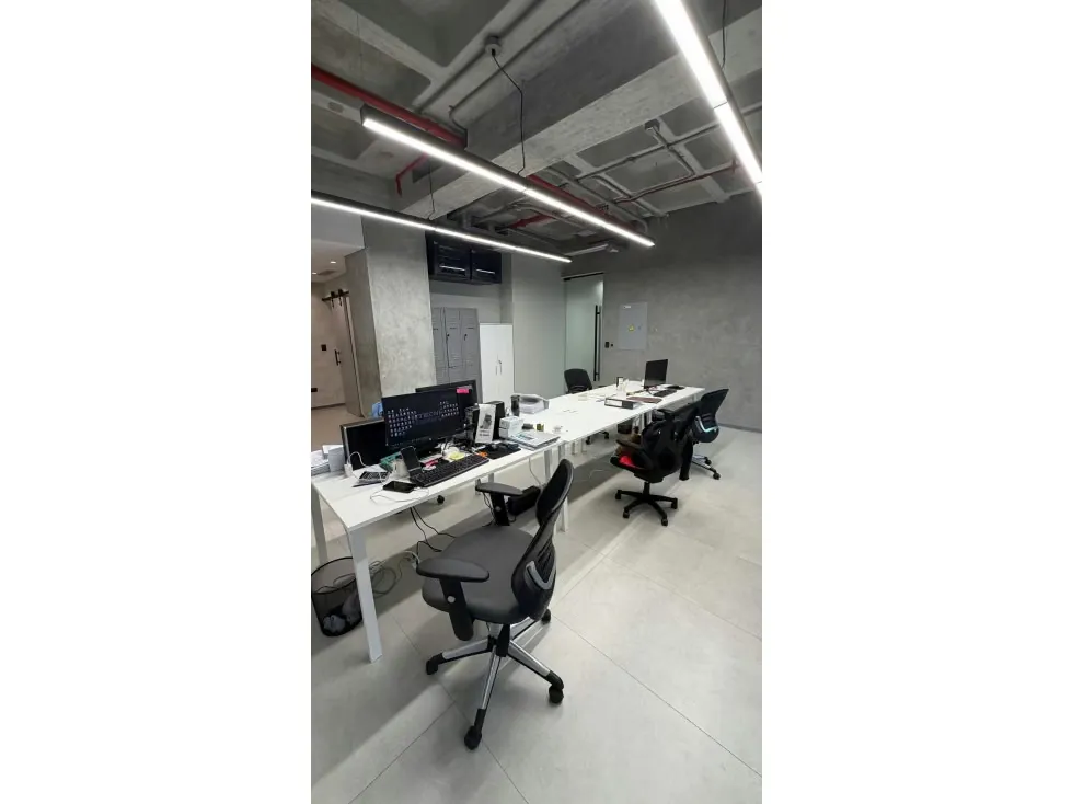 Oficina en Alquiler Las Mercedes 92 M2 - 6