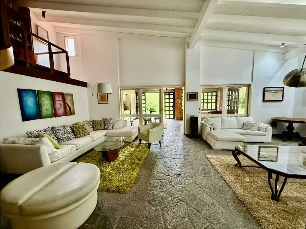 Se vende casa 2058m² 4h+2s/3b+s/8p Cerro Verde - 21