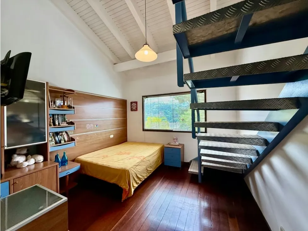 Se vende casa 2058m² 4h+2s/3b+s/8p Cerro Verde - 37