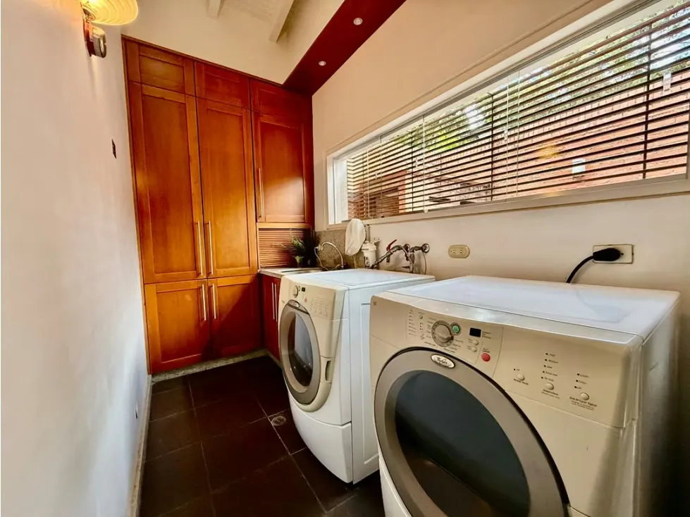 Se vende casa 2058m² 4h+2s/3b+s/8p Cerro Verde - 45