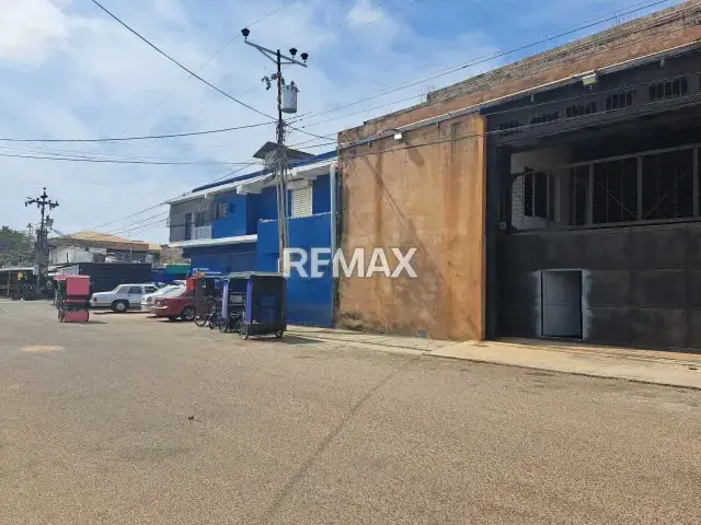Galpon Comercial en Venta Sector Periférico