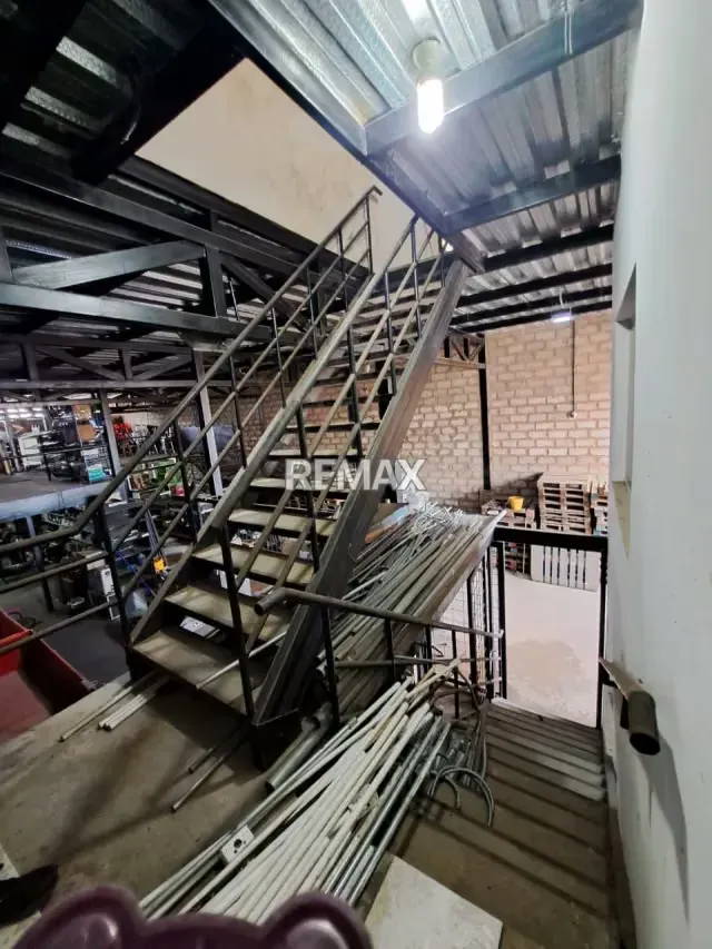 Galpon Comercial en Venta Sector Periférico - 6