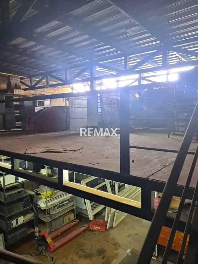 Galpon Comercial en Venta Sector Periférico - 9