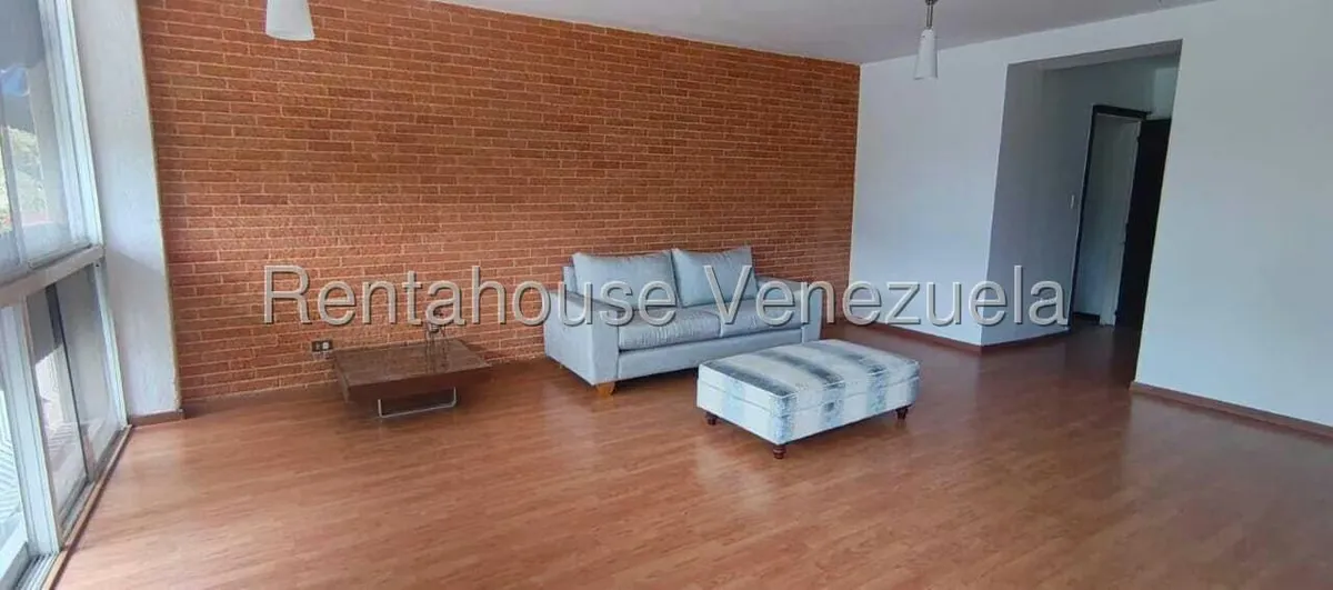 Apartamento (1 Nivel) en Alquiler en Cumbres de Curumo, Distrito Metropolitano - 6