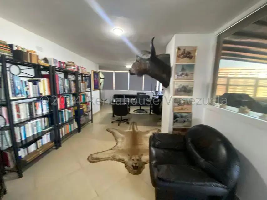 Apartamento (1 Nivel) en Venta en Avenida Bolivar, Nueva Esparta - 16