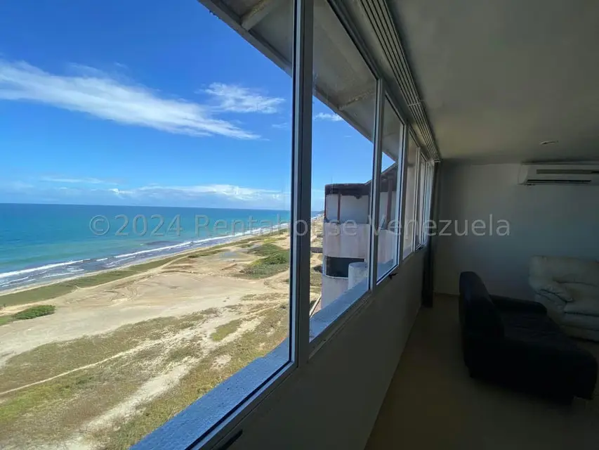 Apartamento (1 Nivel) en Venta en Avenida Bolivar, Nueva Esparta - 36