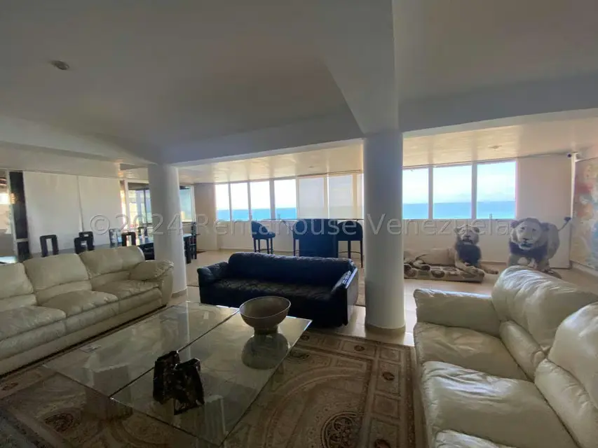 Apartamento (1 Nivel) en Venta en Avenida Bolivar, Nueva Esparta - 4