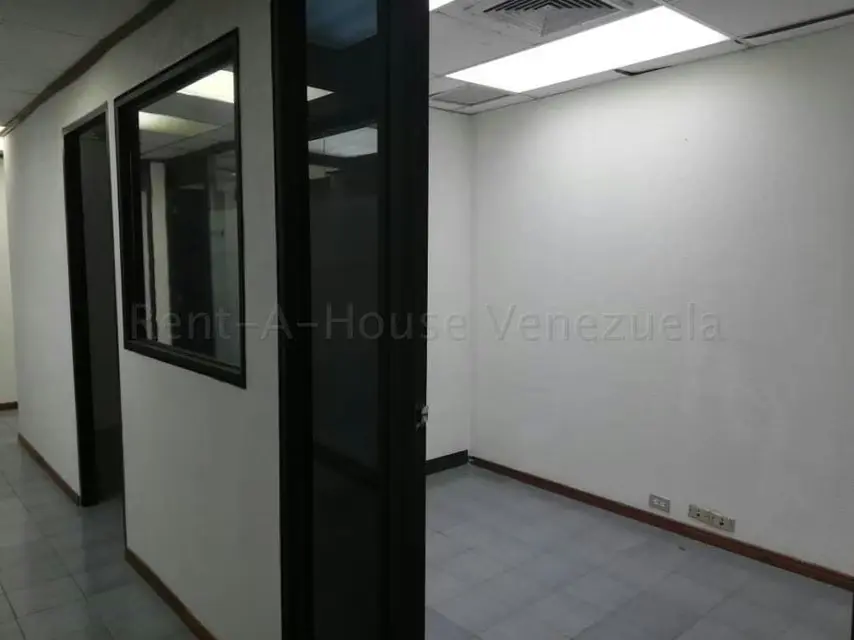 Local Comercial en Alquiler en Plaza Alonso, Zulia - 5