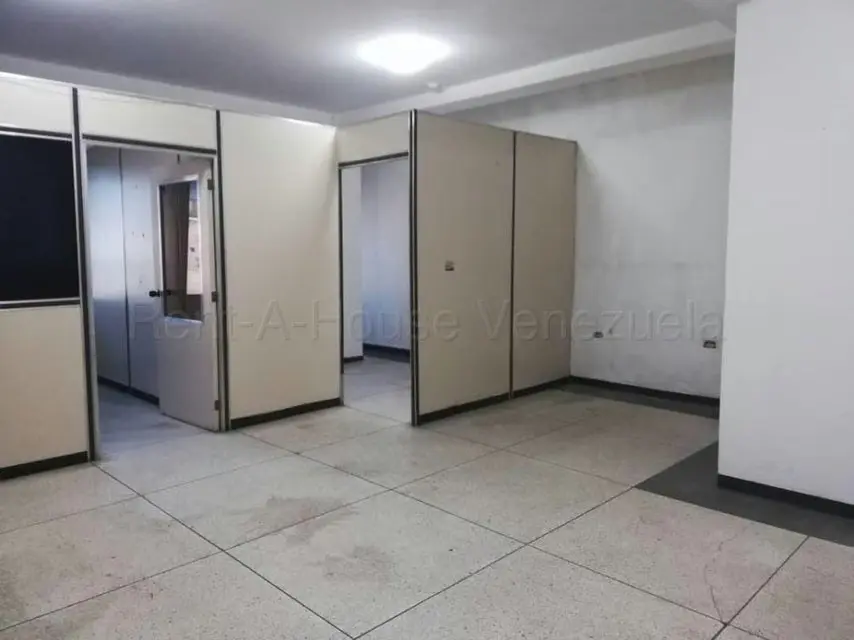 Local Comercial en Alquiler en Plaza Alonso, Zulia - 7