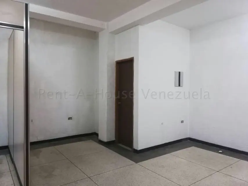 Local Comercial en Alquiler en Plaza Alonso, Zulia - 8