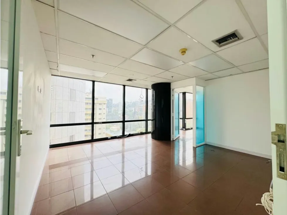 Se vende alquila oficina 400m2 El Rosal - 6