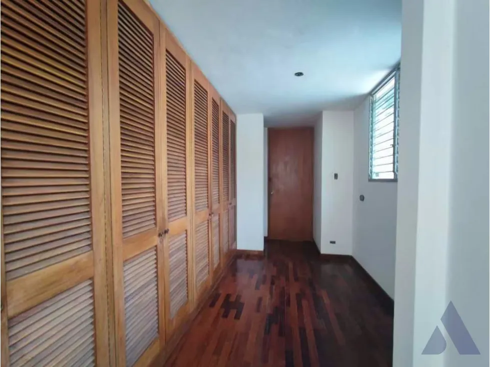 Vendo casa 1356m2 Prados del Este 5510 - 31