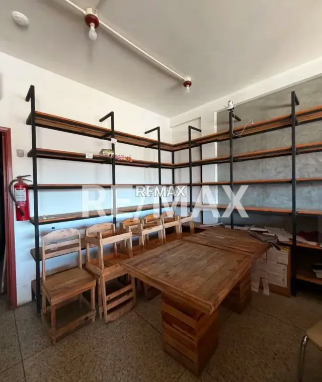 Local en venta - 4