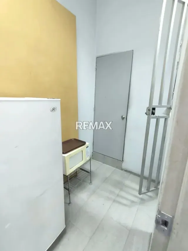LOCAL COMERCIAL EN VENTA CON PLANTA 100% EN EL C.C. METRÓPOLIS, SAN DIEGO, VALENCIA, CARABOBO - 5