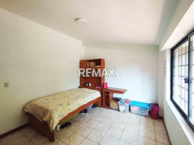 AMPLIA Y HERMOSA CASA EN VENTA EN LOMAS DE MONTE CLARO - 16
