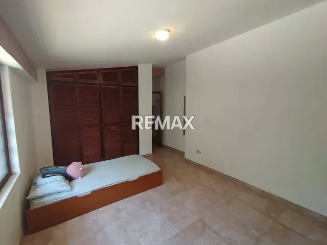 AMPLIA Y HERMOSA CASA EN VENTA EN LOMAS DE MONTE CLARO - 17