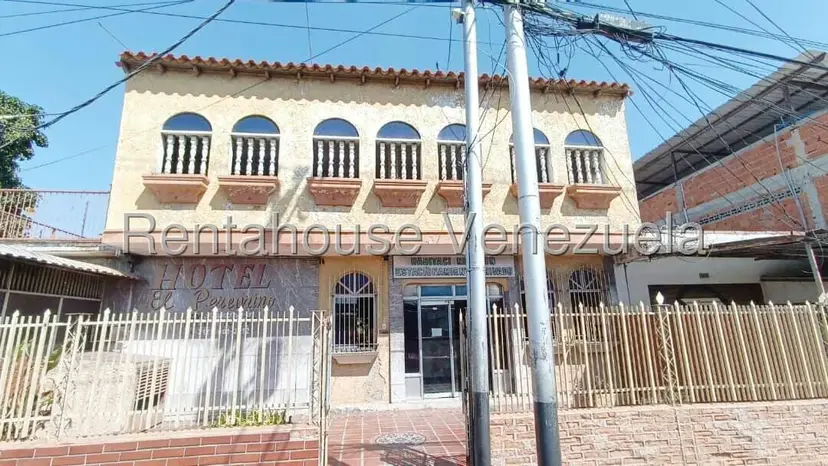 Comercial (Edificio) en Venta en Centro, Lara