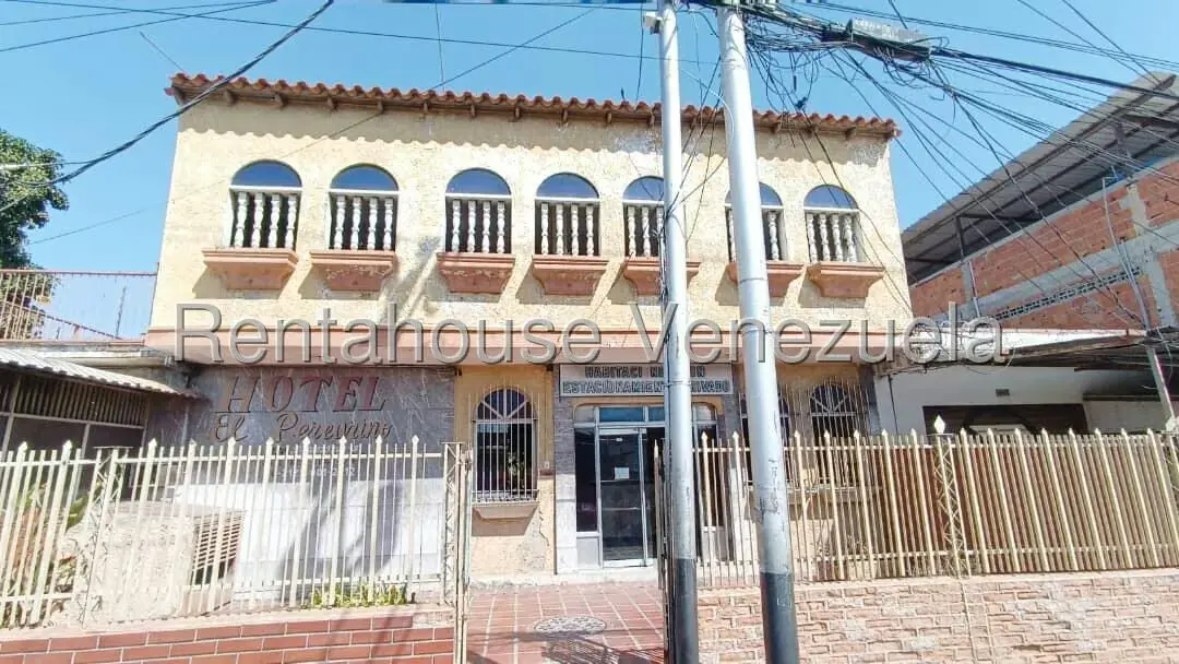 Comercial (Edificio) en Venta en Centro, Lara