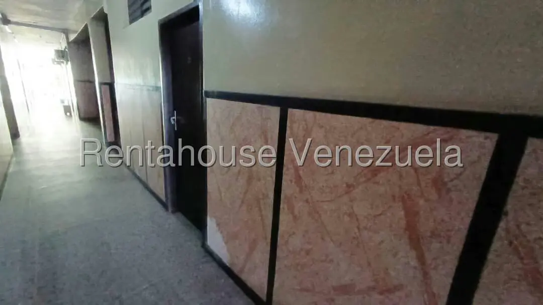 Comercial (Edificio) en Venta en Centro, Lara - 18