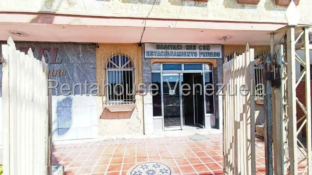 Comercial (Edificio) en Venta en Centro, Lara - 2