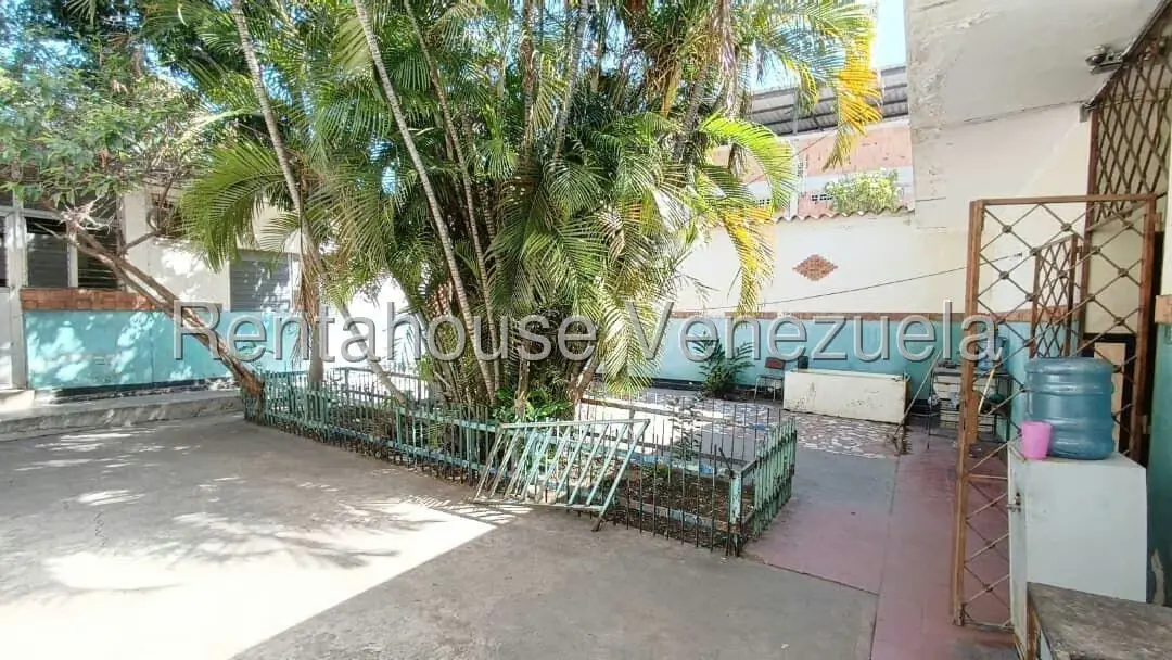 Comercial (Edificio) en Venta en Centro, Lara - 25