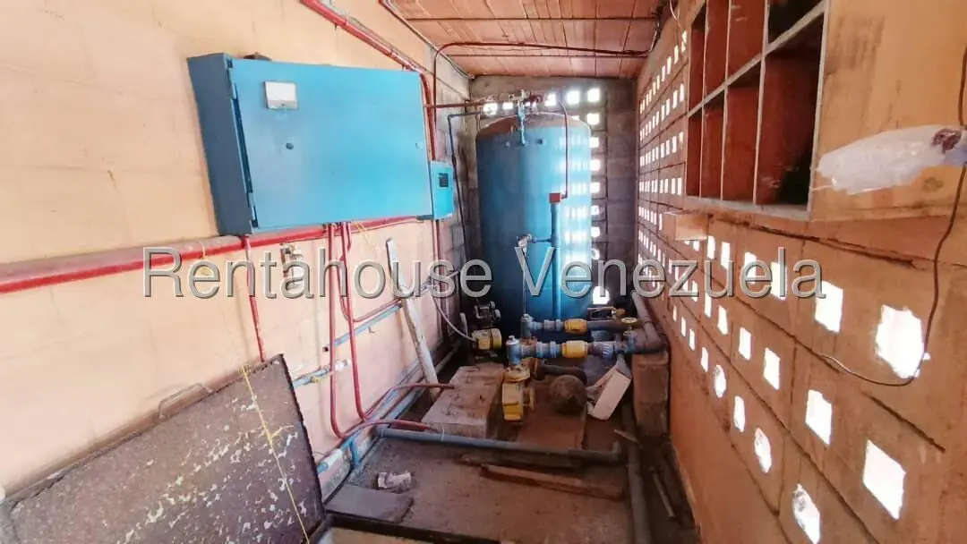 Comercial (Edificio) en Venta en Centro, Lara - 30