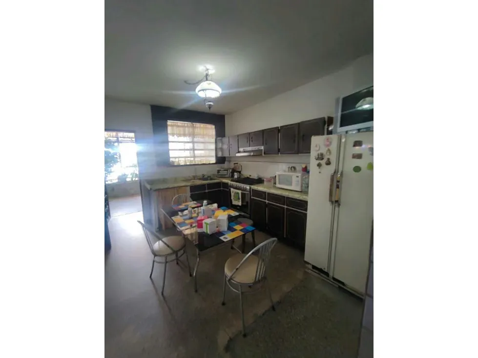 Se vende casa en calle cerrada 320m2 El Marqués 1089 - 9