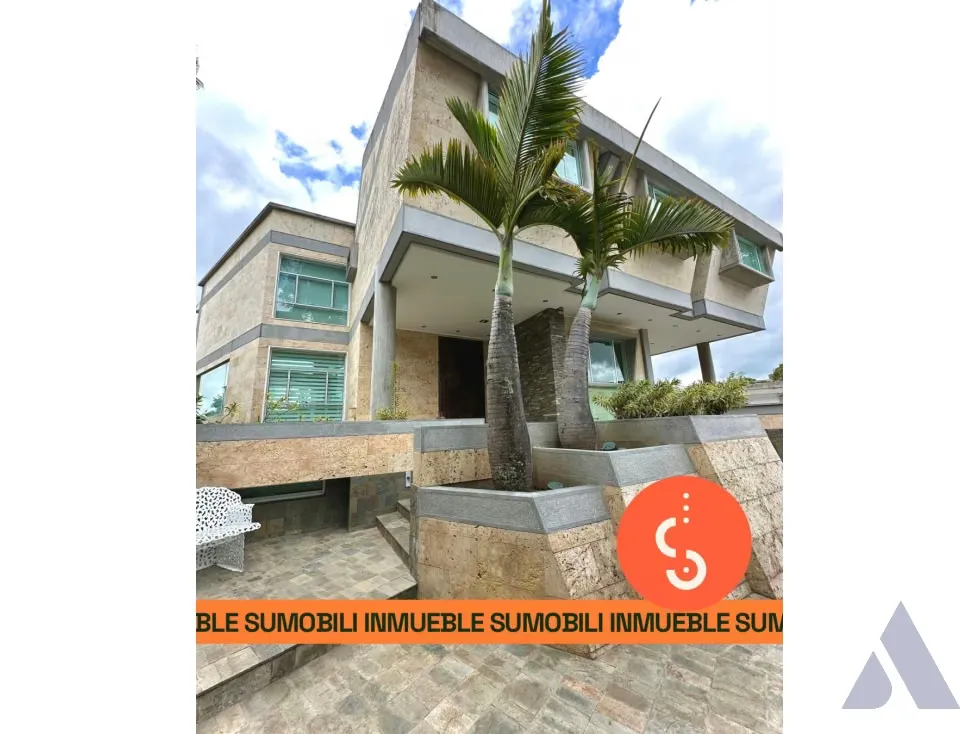 Venta Casa remodelada 779 m2 Los Naranjos 7661