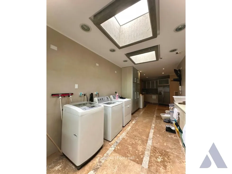 Venta Casa remodelada 779 m2 Los Naranjos 7661 - 19