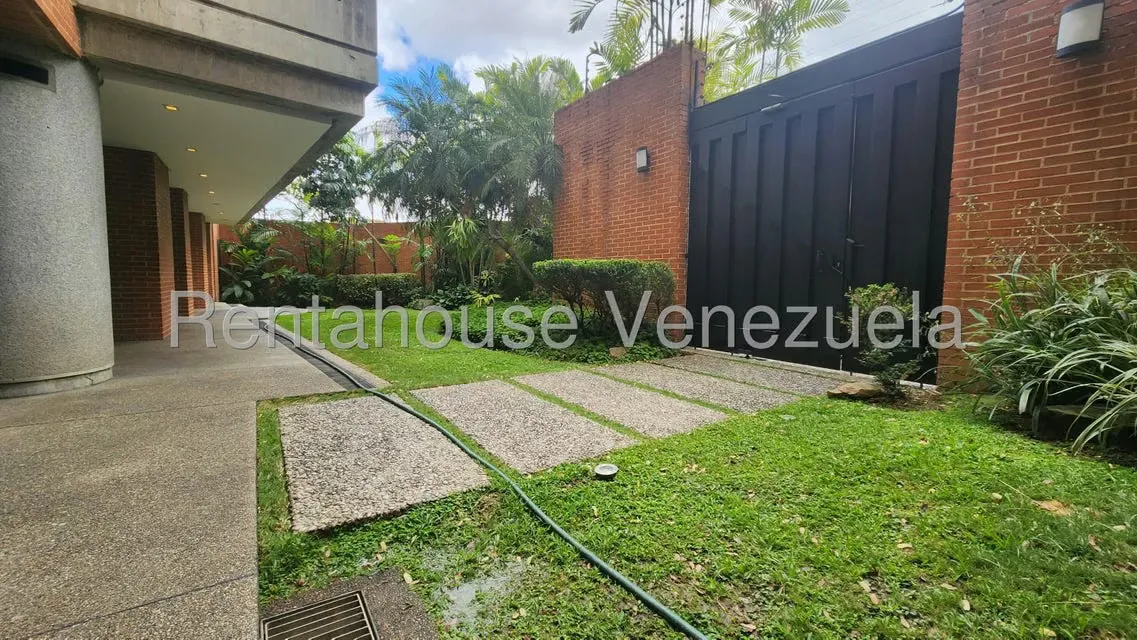 Apartamento (Duplex) en Venta en Altamira, Distrito Metropolitano - 3