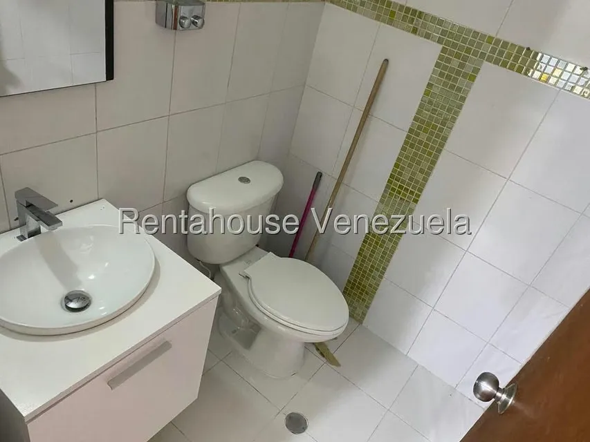 Local Comercial en Alquiler en El Parral, Carabobo - 11