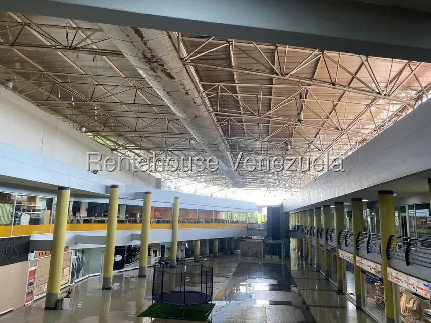 Local Comercial en Alquiler en El Parral, Carabobo - 17