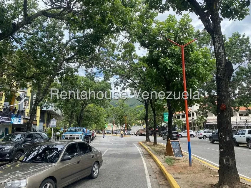 Local Comercial en Alquiler en El Parral, Carabobo - 21