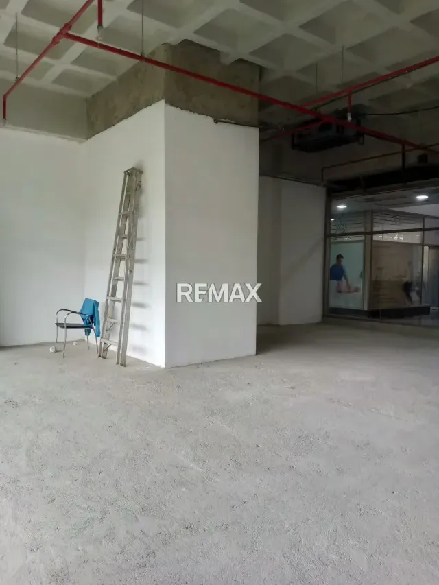 Local Comercial Centro de Conveniencias Xpress Macaracuay IV - 2