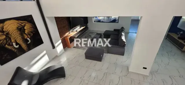 espectacular casa en los naranjos - 19