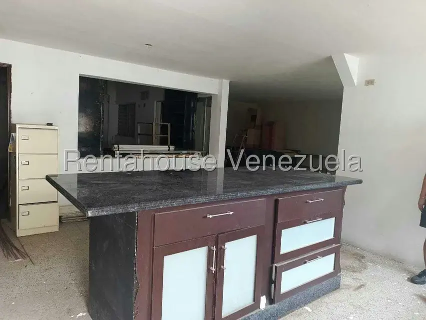 Casa (1 Nivel) en Venta en Avenida Universidad, Zulia - 5