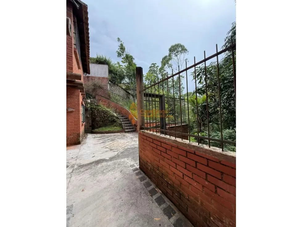 CASA EN URBANIZACION ALTAMIRA LA ENTRADA NAGUANAGUA - 21