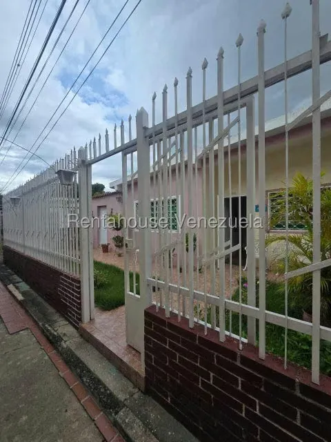 Casa (1 Nivel) en Venta en Zona Oeste, Lara - 5