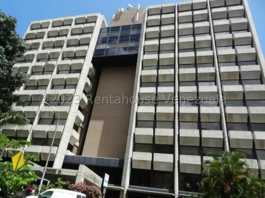 Oficina en Alquiler en Santa Paula, Distrito Metropolitano